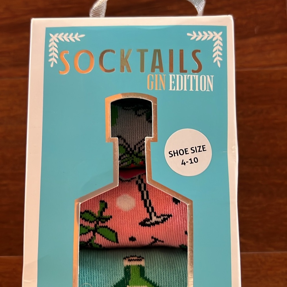 Socktail Gift Set - Picture 2 of 5